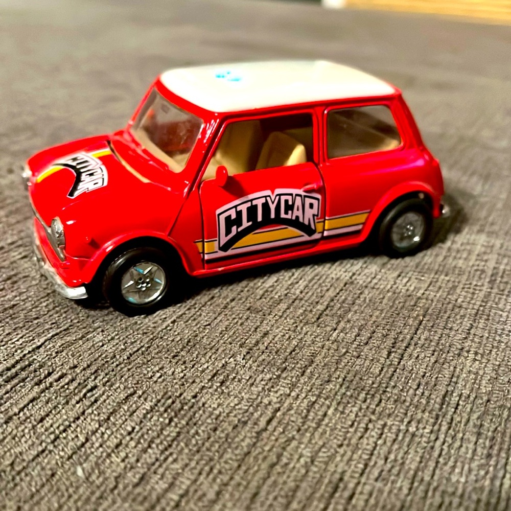 Welly Mini Cooper pullback car. No. 9045